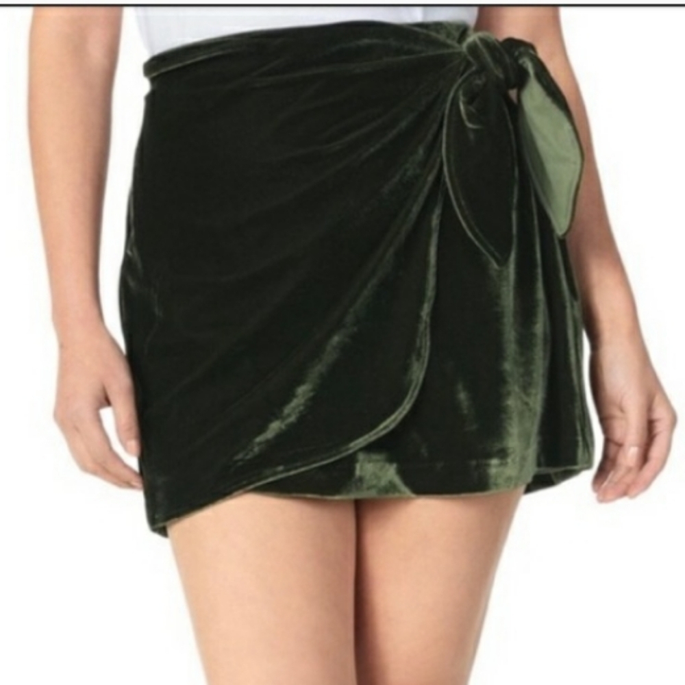 Cupcakes & Cashmere Garden Fairy Army Koshi Velvet Wrap Skirt Size 4 NWT